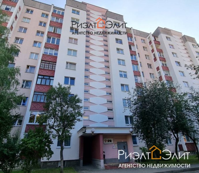 Продается 2-ух комнатная квартира ул. Лиможа, 38