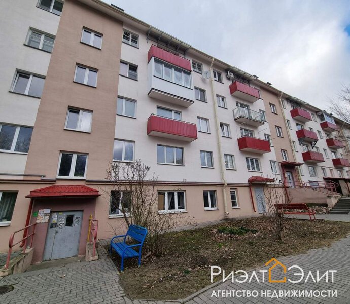 1 комнатная квартира на Космонавтов