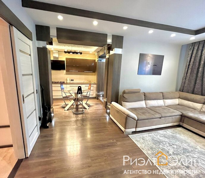 3-х комнатная квартира с дизайнерским ремонтом