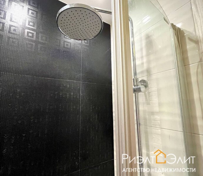 3-х комнатная квартира с дизайнерским ремонтом