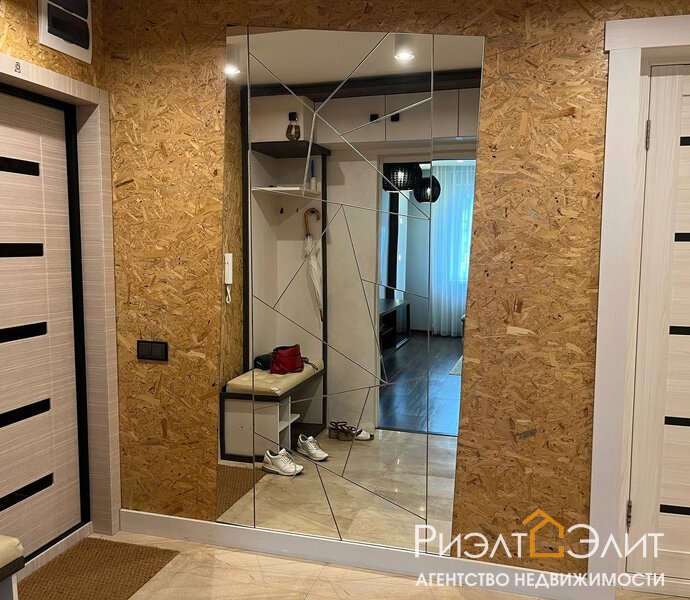 3-х комнатная квартира с дизайнерским ремонтом