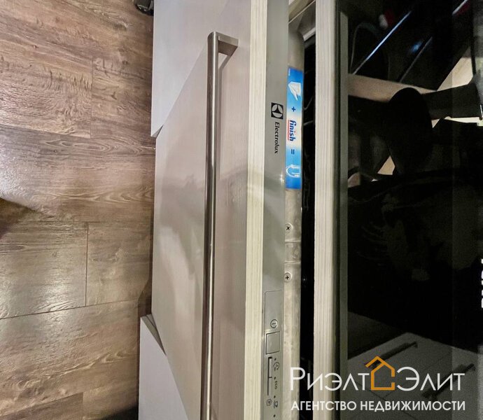 3-х комнатная квартира с дизайнерским ремонтом