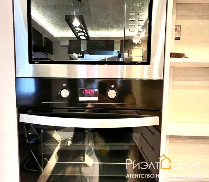 3-х комнатная квартира с дизайнерским ремонтом