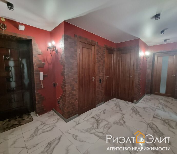 Продается 2-ух комнатная квартира