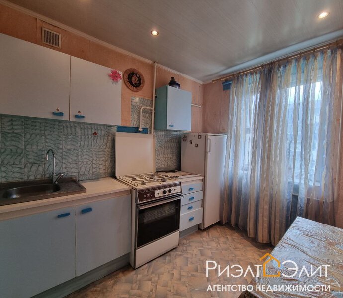 Продается 2 комнатная квартира