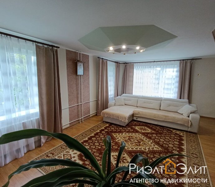 Продается уютный  дом в поселке Береговой