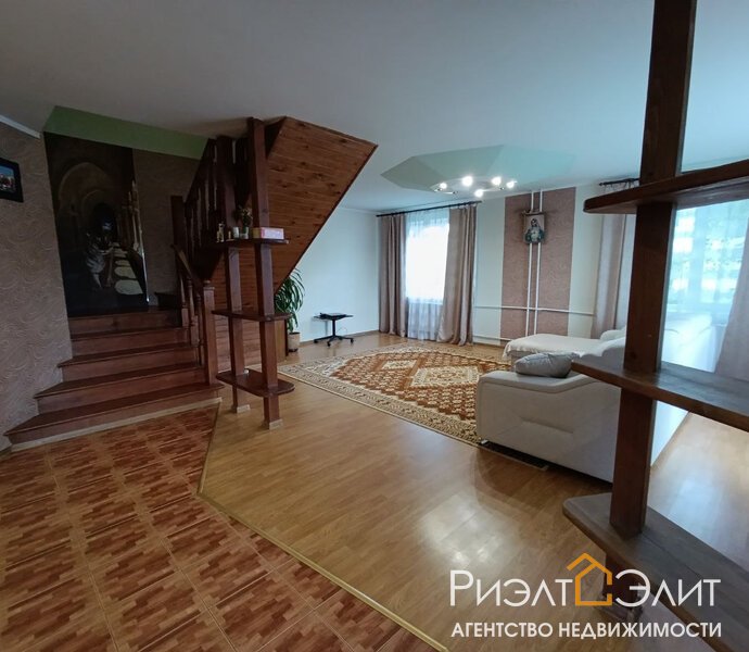 Продается уютный  дом в поселке Береговой