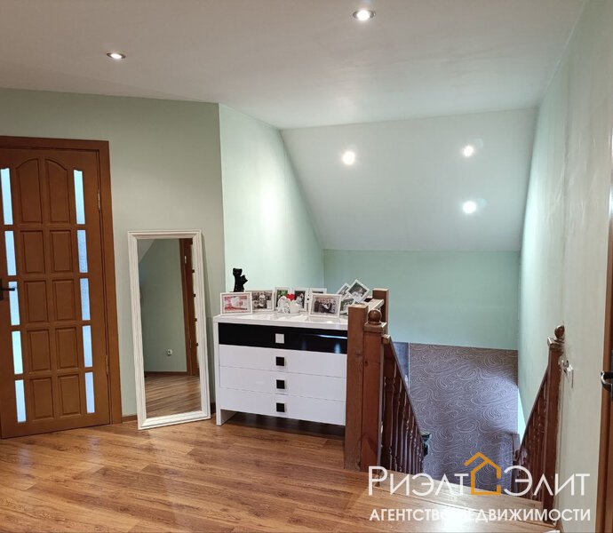 Продается уютный  дом в поселке Береговой