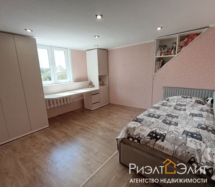 Продается уютный  дом в поселке Береговой