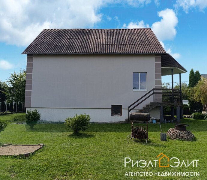 Продается уютный  дом в поселке Береговой