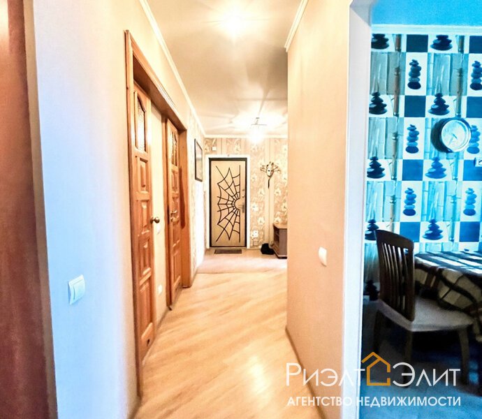 4-ком квартира на Клецкова