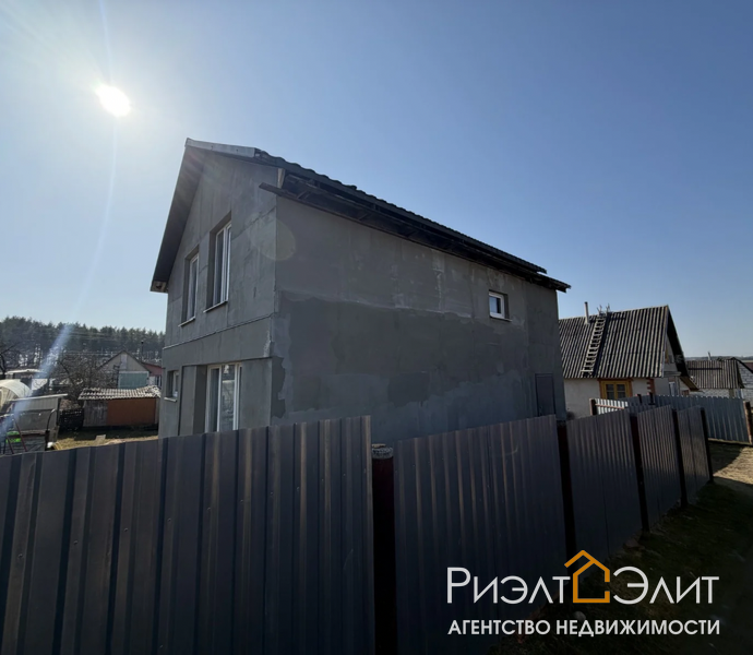 Дача с гаражом